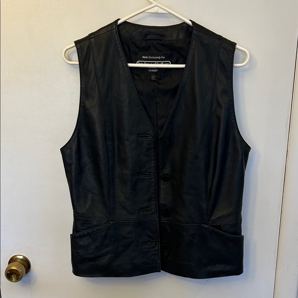 Boutique of Leather’s Women’s Leather Vest Size Large